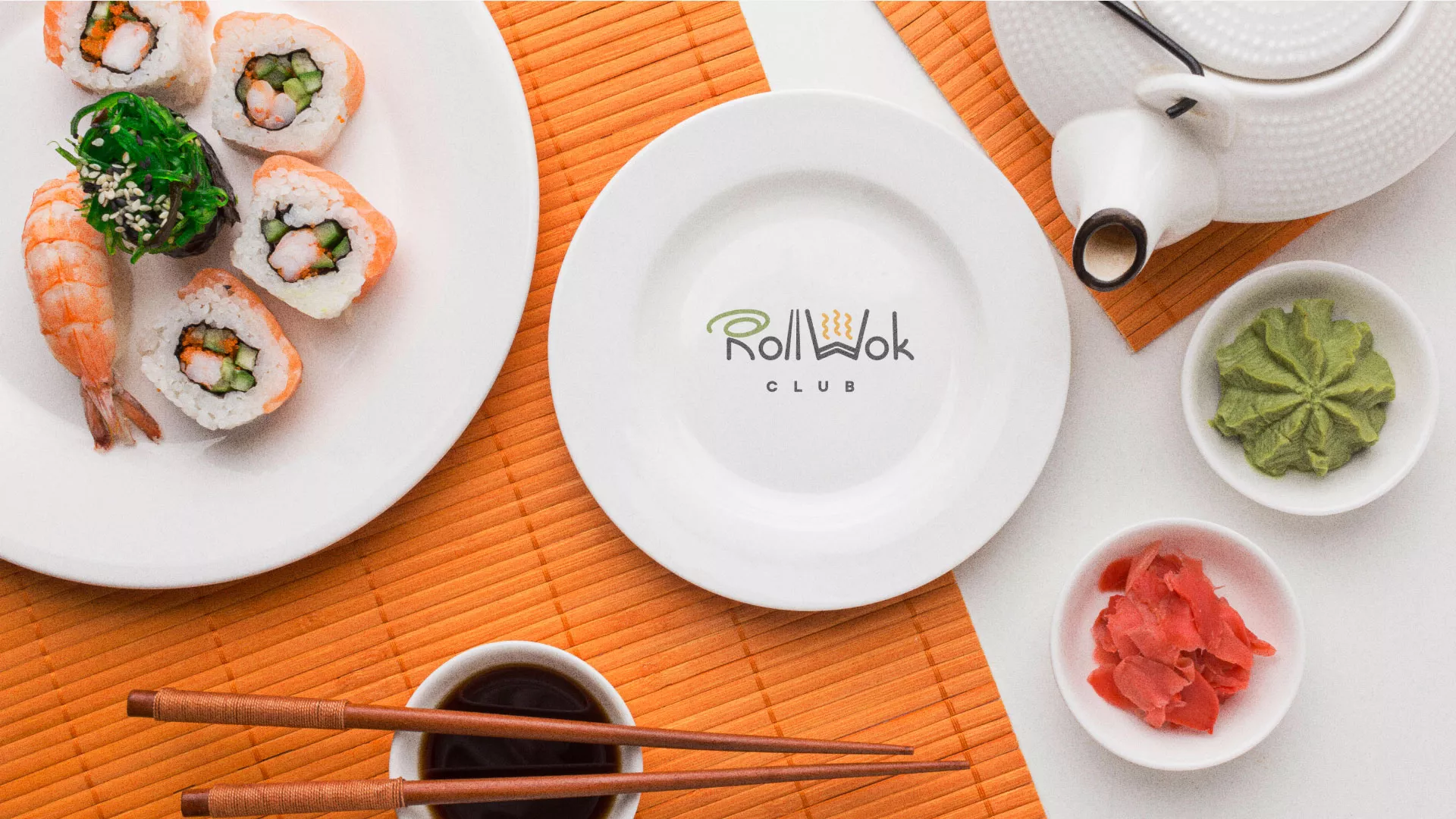 Разработка логотипа и фирменного стиля суши-бара «Roll Wok Club» в Лахденпохье